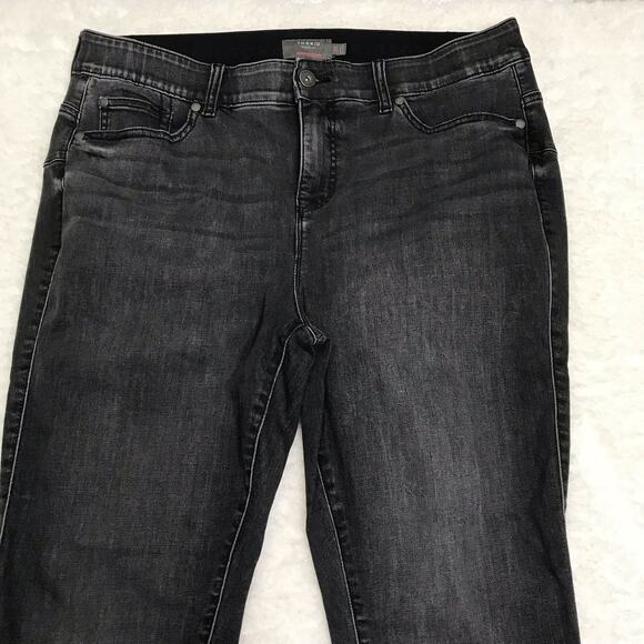 Women's Black Jeans - Picture 3 of 7